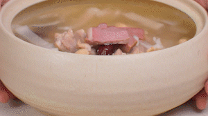 出鍋前5分鐘加鹽調味。